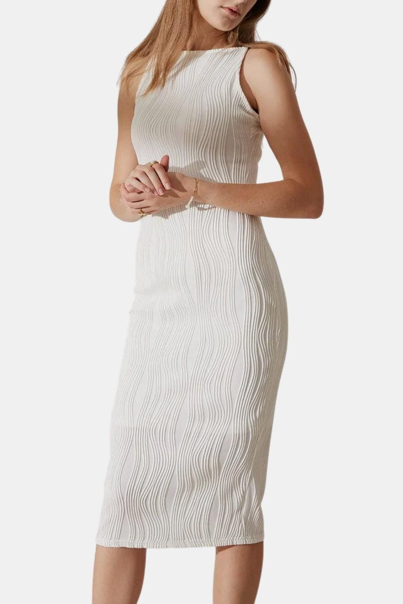 Chaya – Sculpted Ripple Texture Minimal Midi Dress